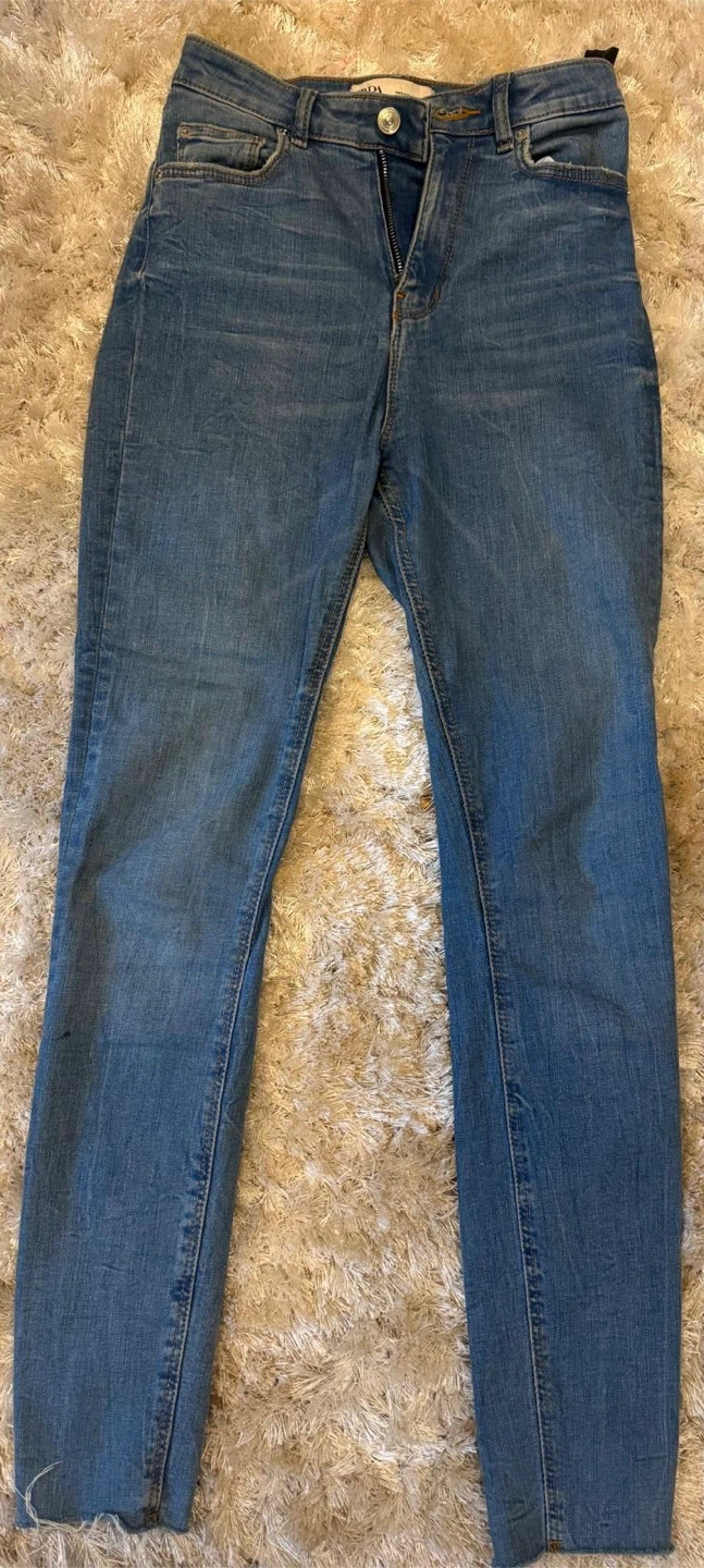 Zara Jeans - Size 2 - photo 2