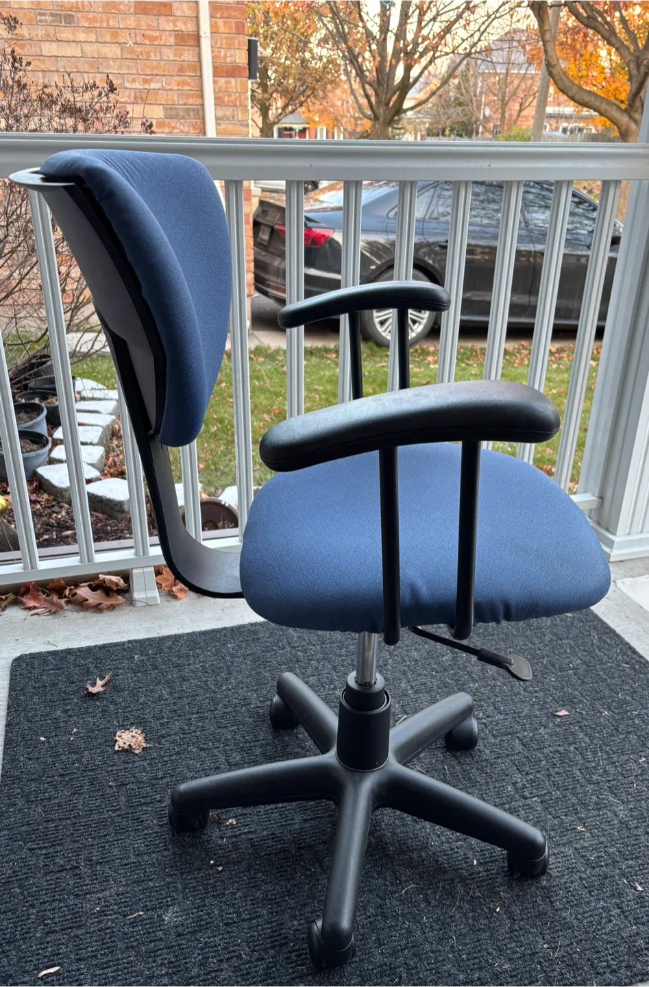 Revolving Office Chair (height adjustable with hydraulic) image indicator(2)