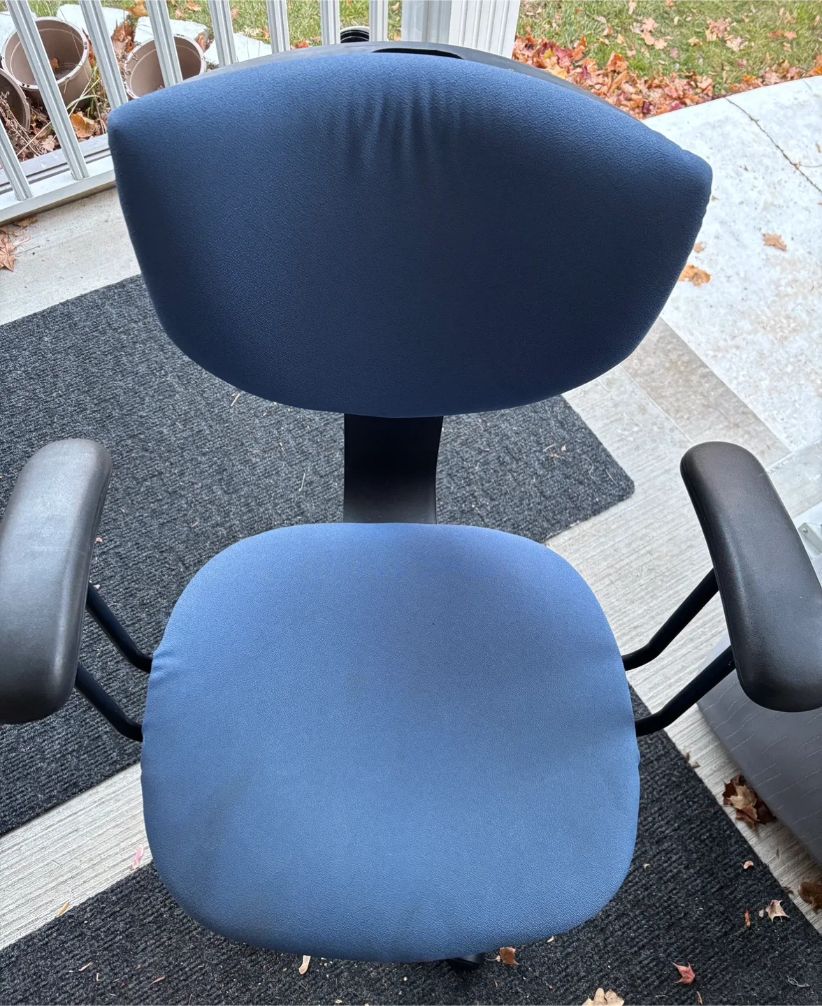 Revolving Office Chair (height adjustable with hydraulic) image indicator(3)