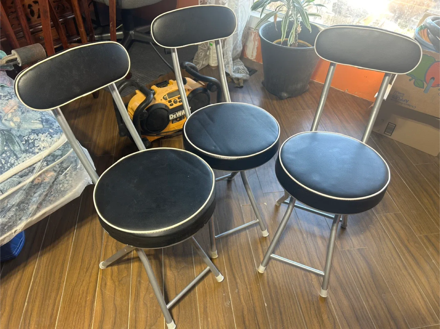 Set of 3 Folding Stools with Backrest