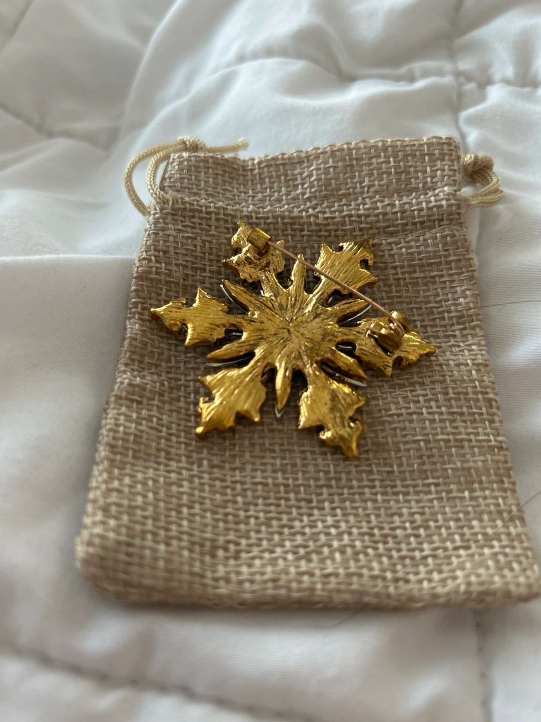 Emerald Green Snowflake Brooch - photo 2