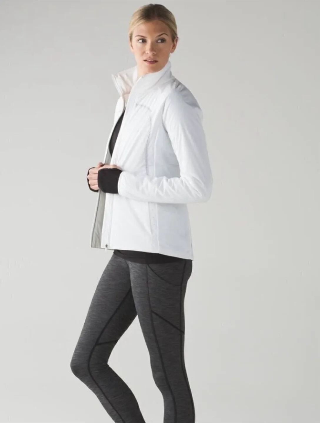 Lululemon Run for Cold Jacket image indicator(2)