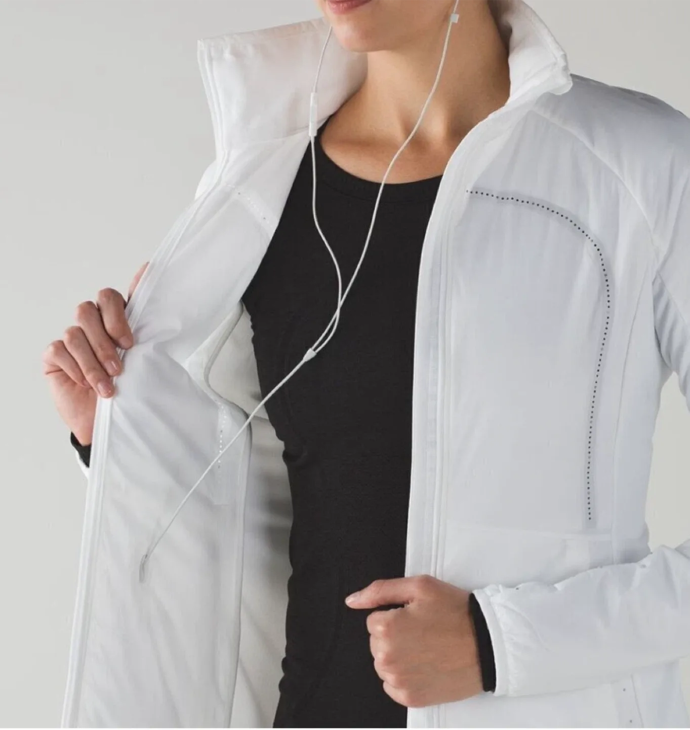 Lululemon Run for Cold Jacket image indicator(5)
