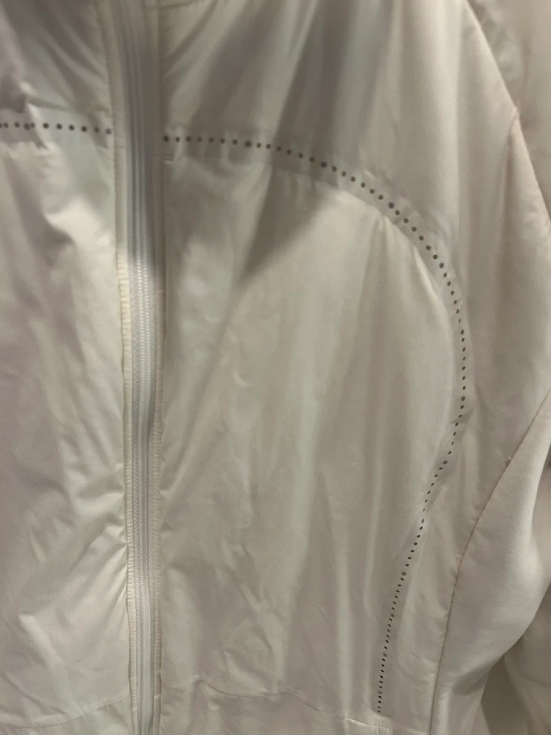 Lululemon Run for Cold Jacket image indicator(9)