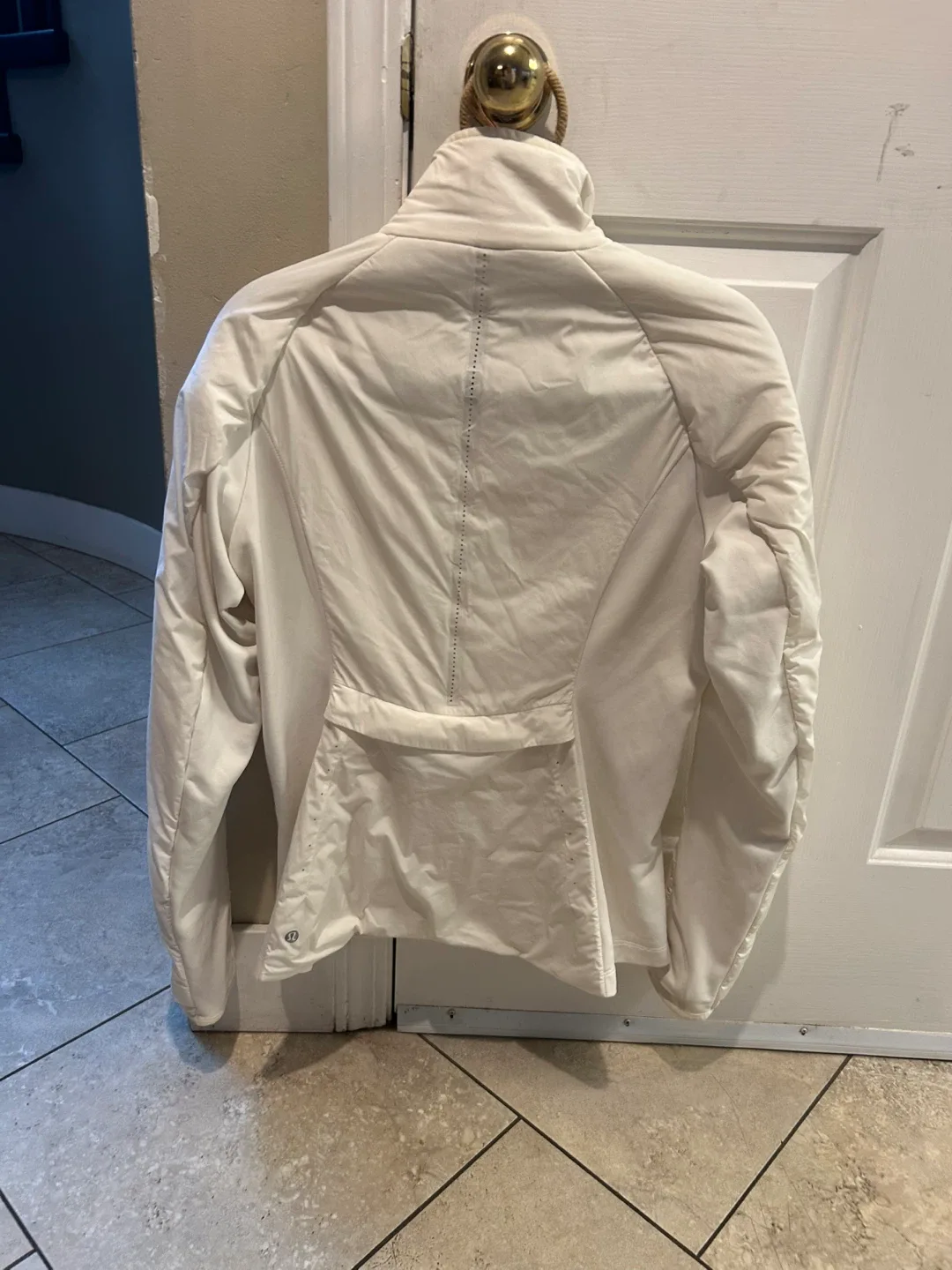 Lululemon Run for Cold Jacket image indicator(10)