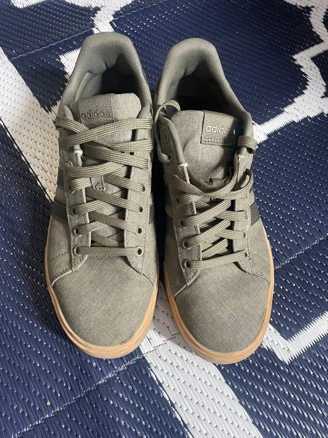 Men’s Adidas green talla 9 image indicator(5)