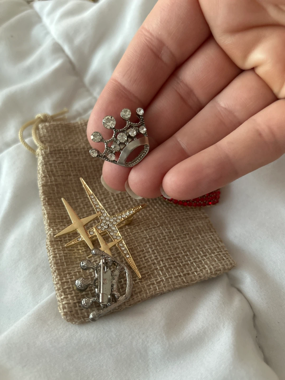 Assorted Brooches - Star, Heart, Crown - photo 3