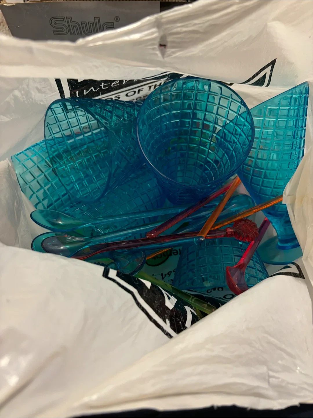 Shula Blue Plastic Dessert Cups & Spoons