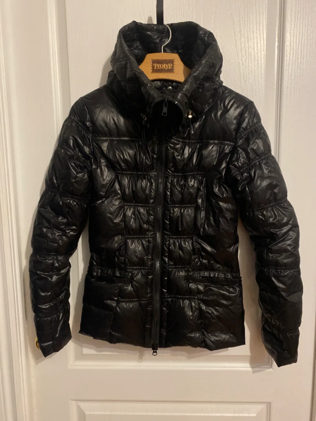 Bedo Femme Black Puffer Jacket (XS)