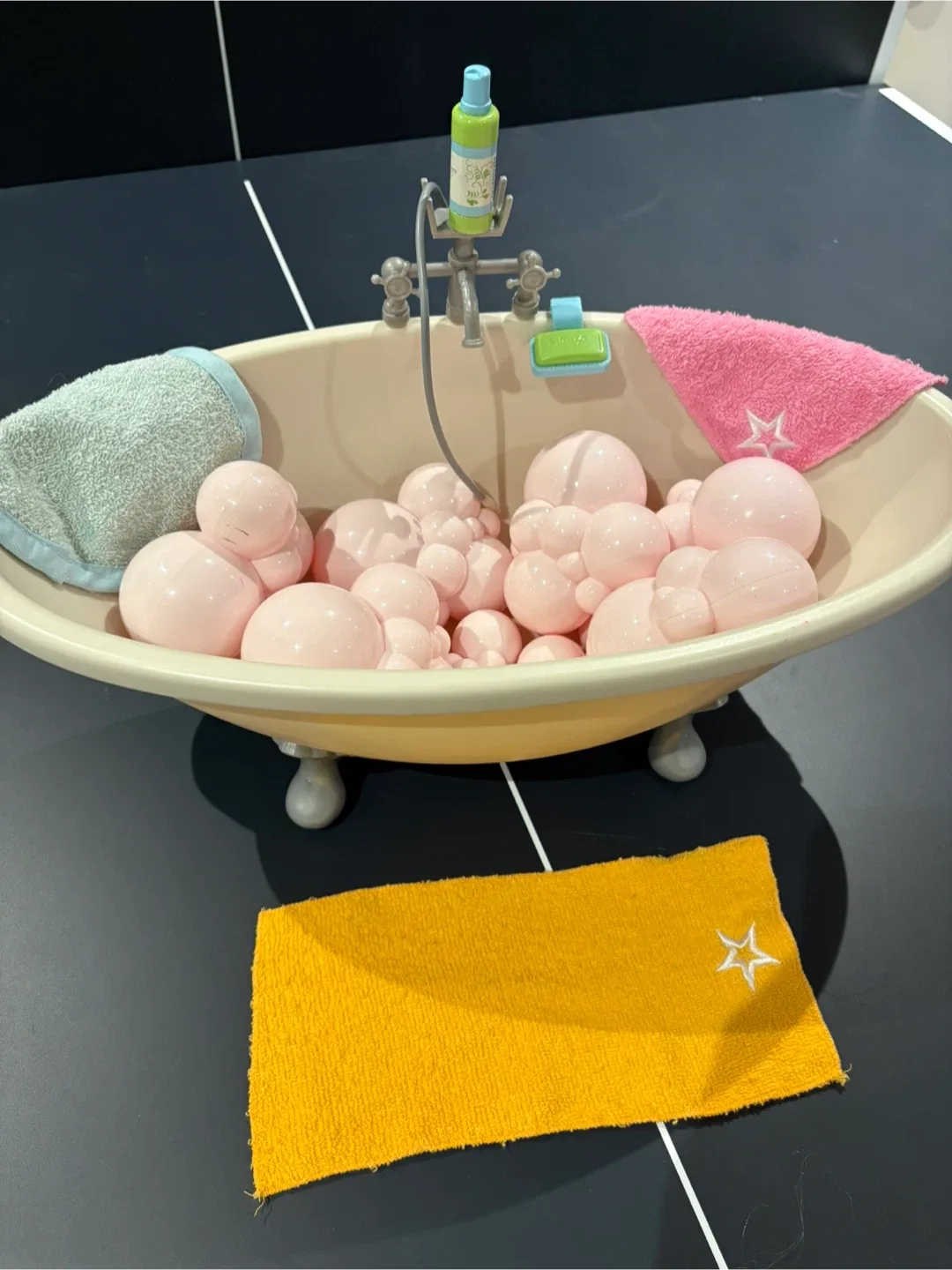 American Girl Bubble Bathtub Set