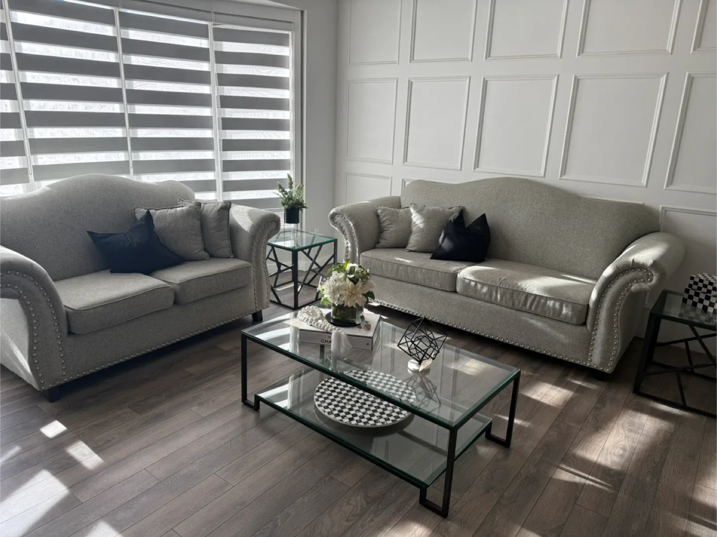 Sofa and Loveseat Set - Light Grey image indicator(4)