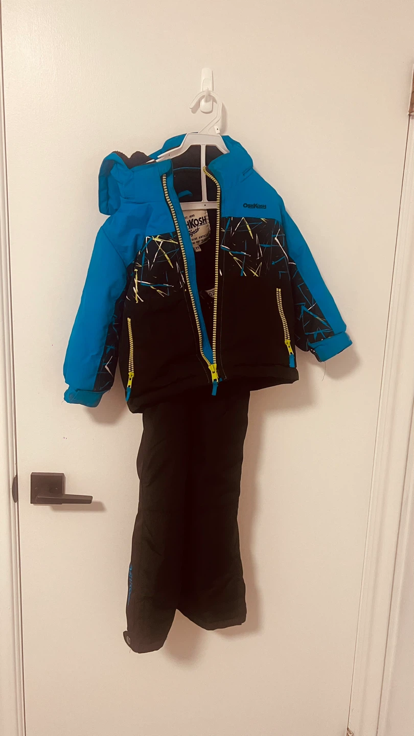 OshKosh Kids' Snowsuit - Size 2T
