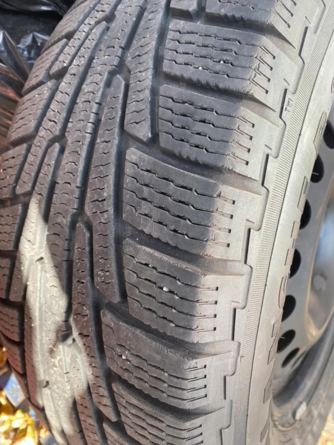 Hercules Avalanche R G2 235/65R17 Tire image indicator(3)