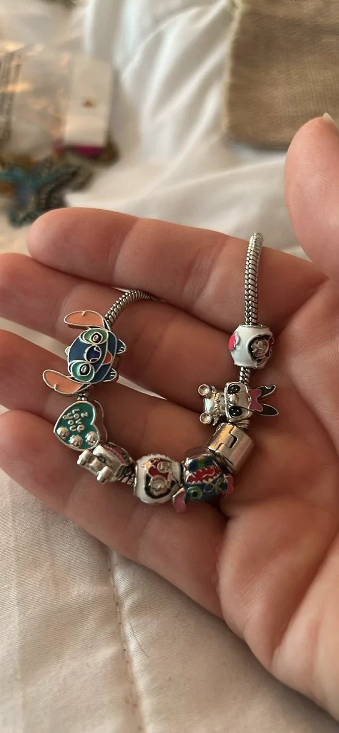 Charm Bracelet with Disney lilo & stitch charms image indicator(3)