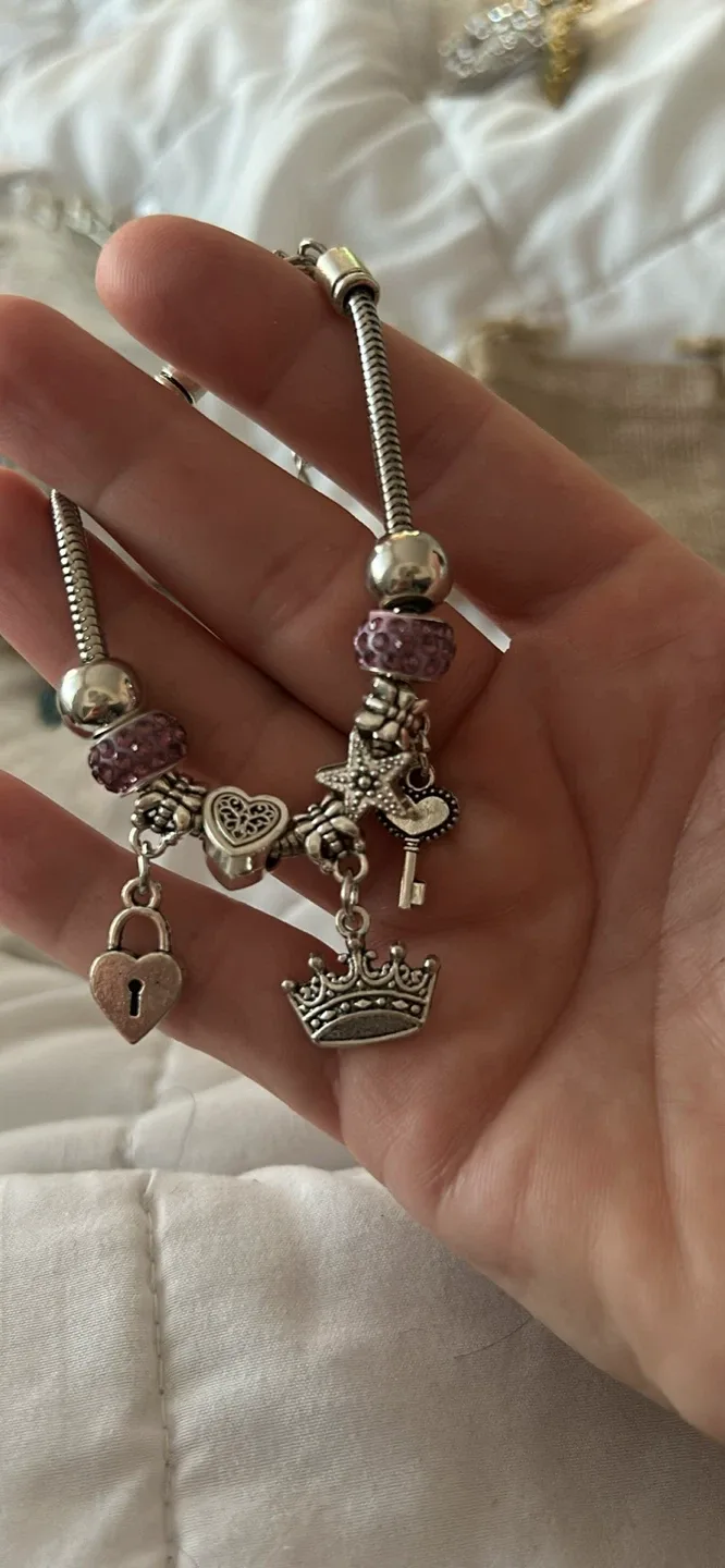 Charm Bracelet with Crown & Heart Charms image indicator(3)