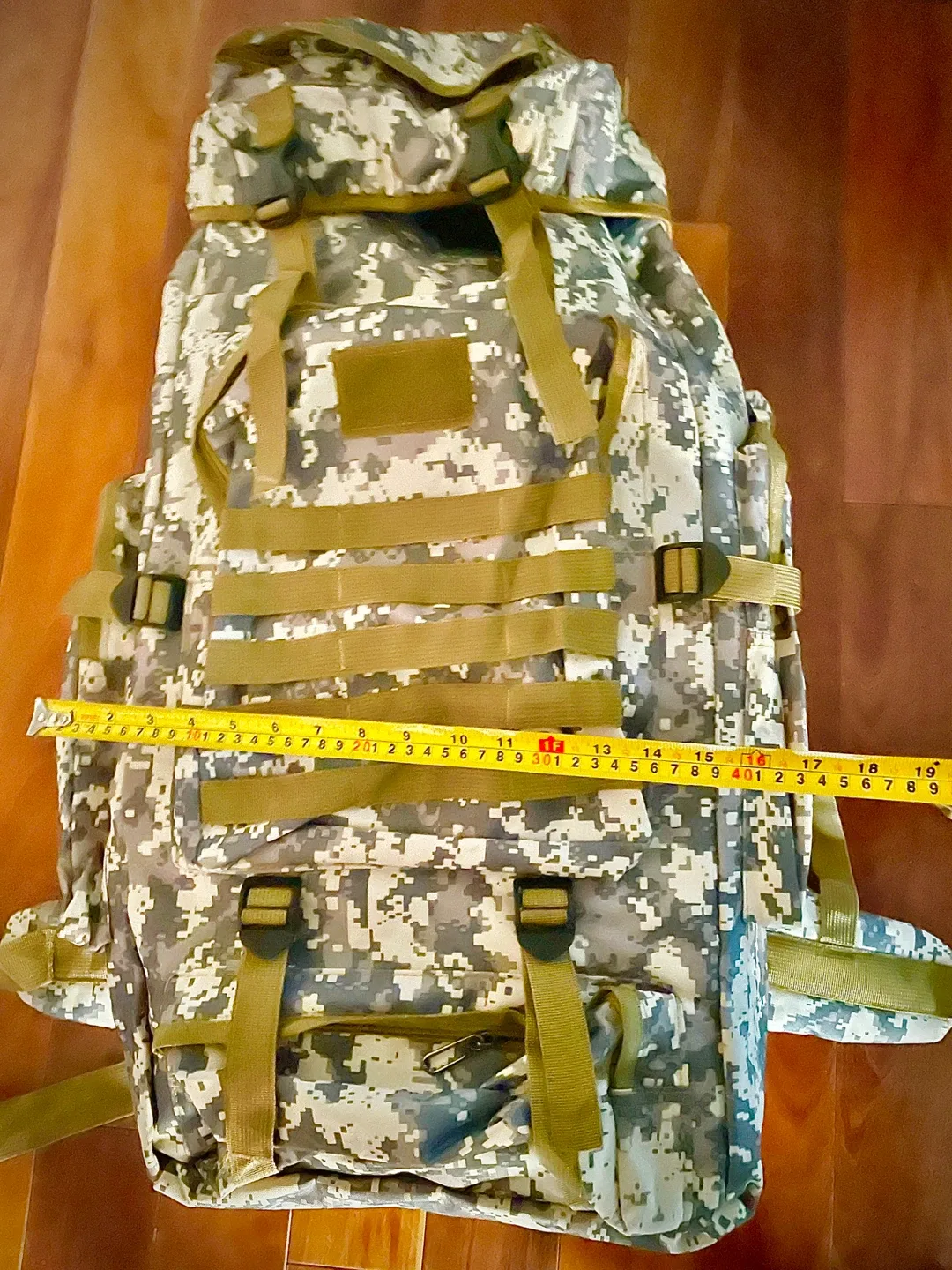 Camo Hiking Backpack image indicator(3)