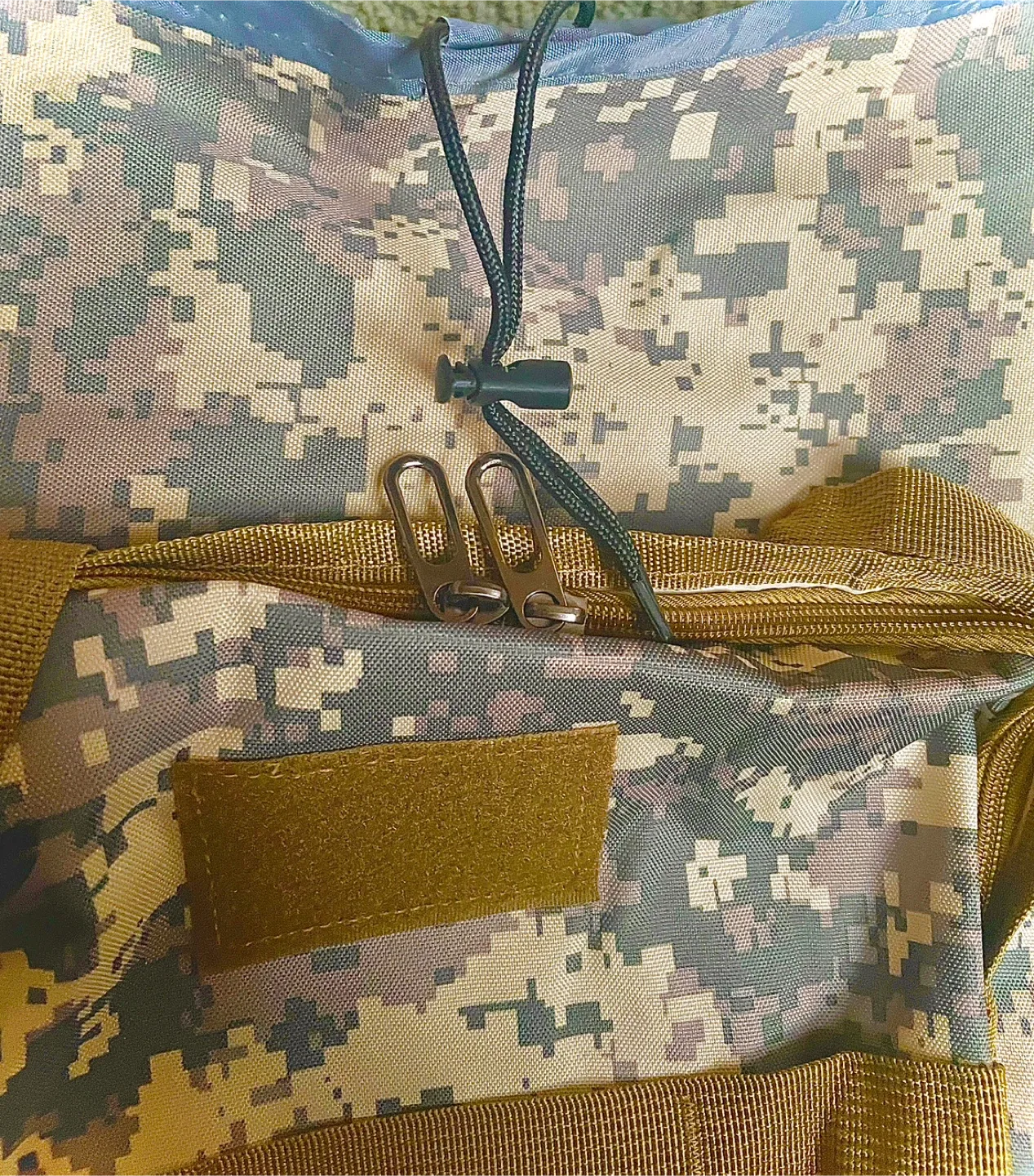 Camo Hiking Backpack image indicator(6)