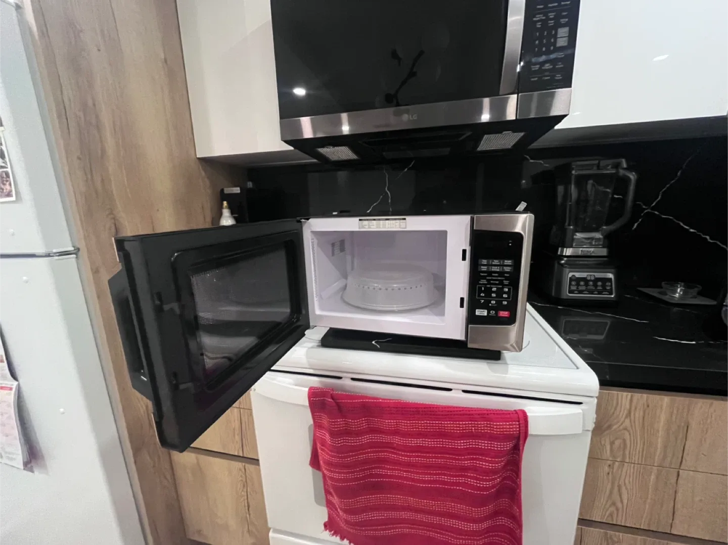 Toshiba Microwave Oven — Stainless Steel image indicator(9)