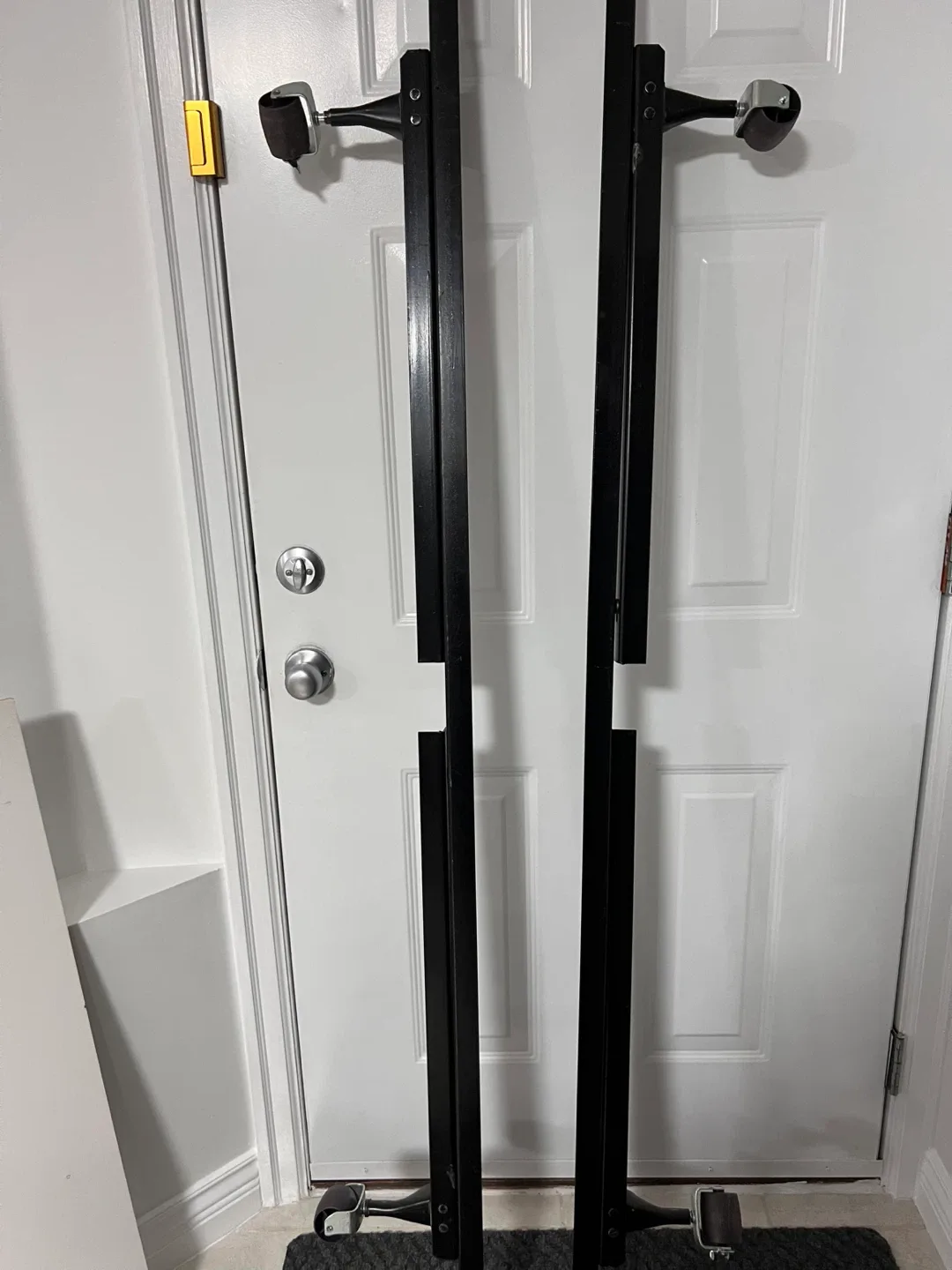 Kingsdown queen Bed Frame & Kingsdown twin box spring image indicator(2)