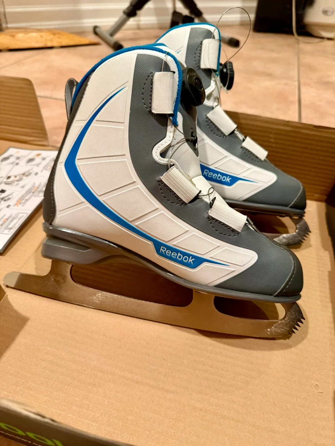 Reebok BOA Rec Skates - Women's Size 7 image indicator(2)