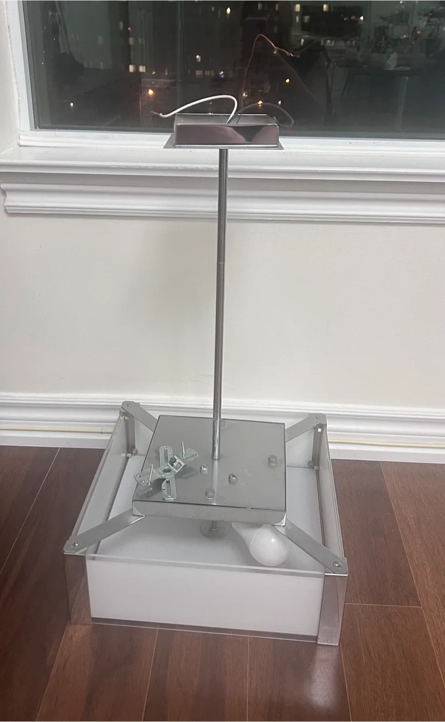 Square Light Fixture image indicator(2)