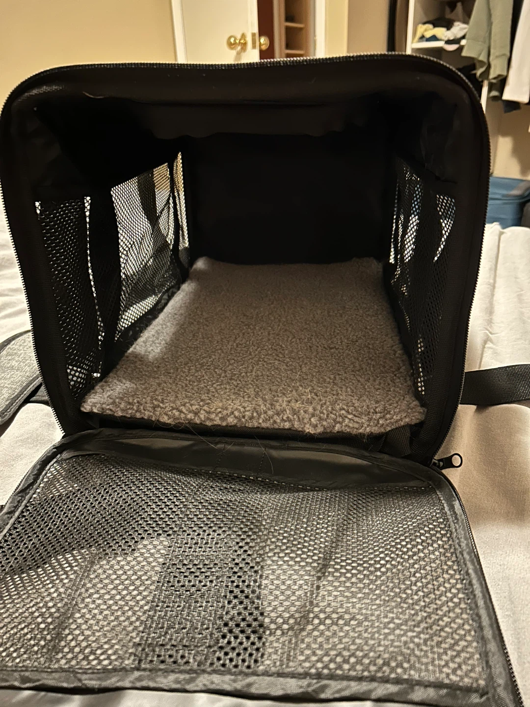 Grey Pet Carrier - photo 2