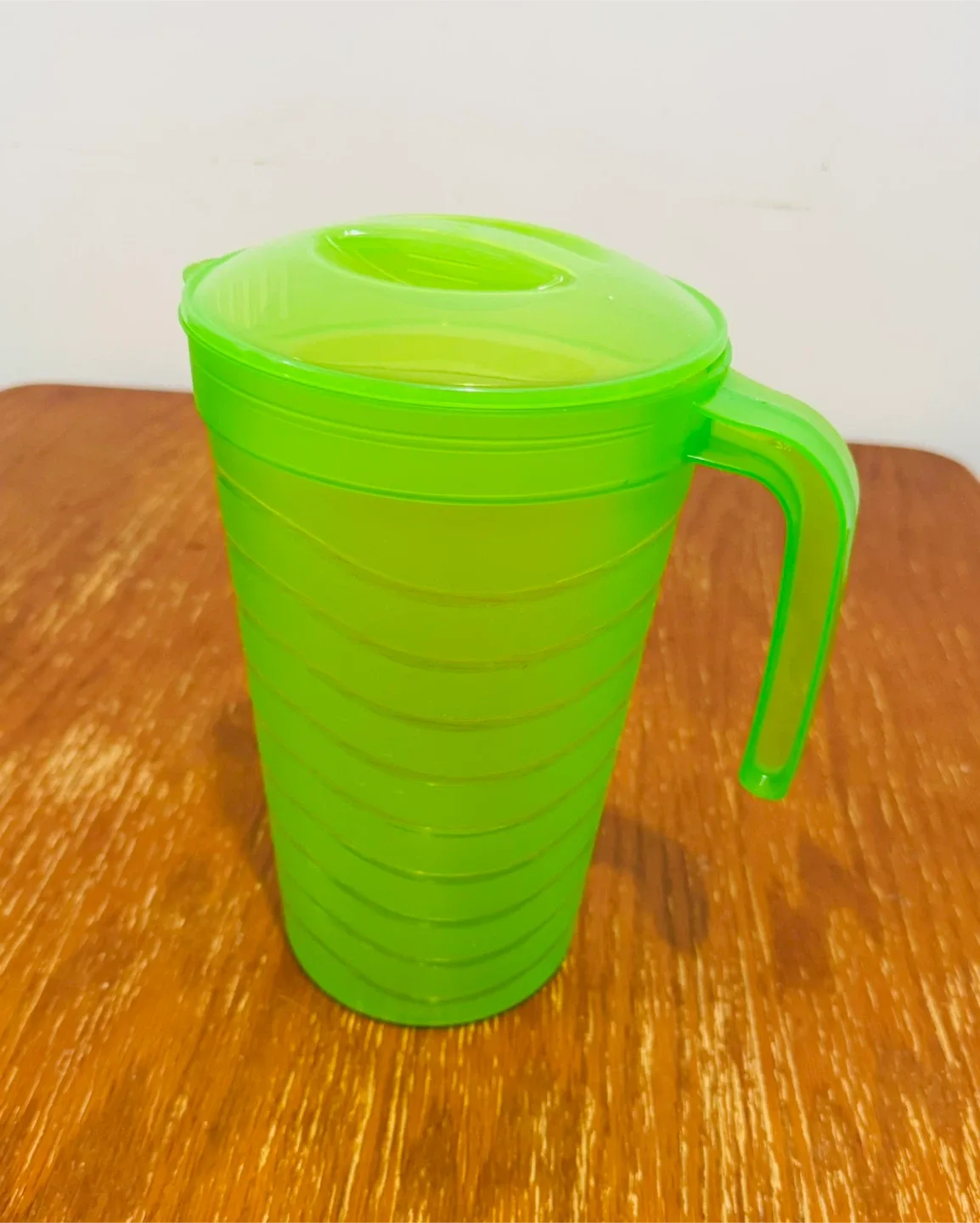 Green Plastic Pitcher image indicator(2)