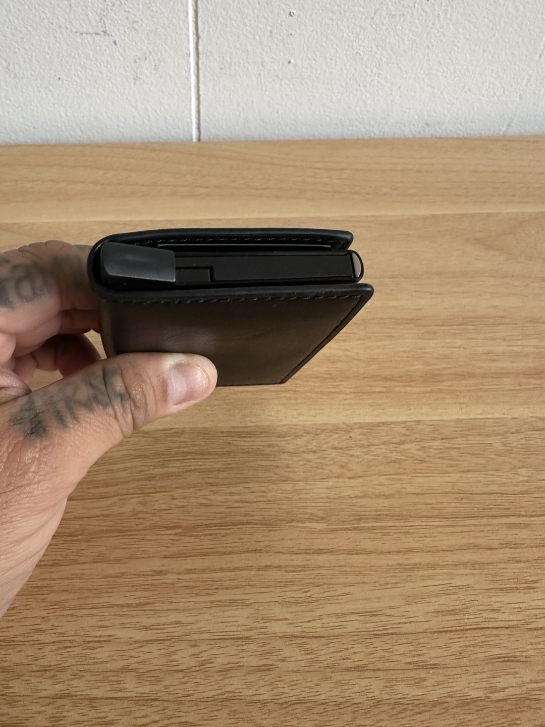 New Slim Minimalist RFID Blocking Pop-up Wallet Black - photo 4