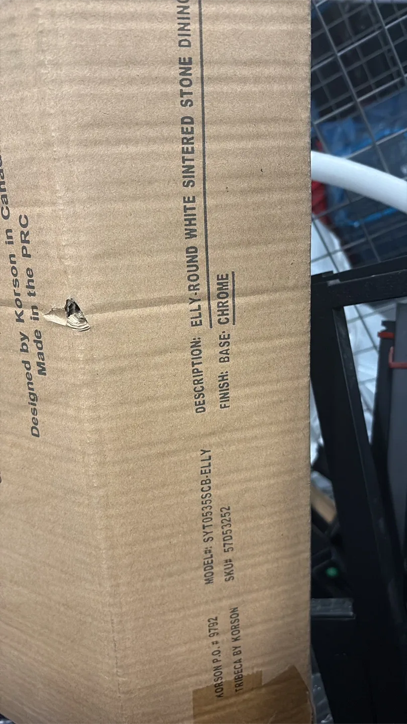 New Leon's Sintered Stone Round Dining Table image indicator(3)