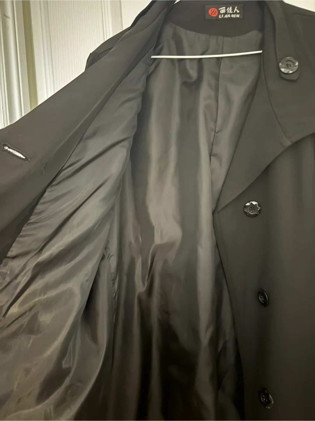 Black Coat - Size L image indicator(2)