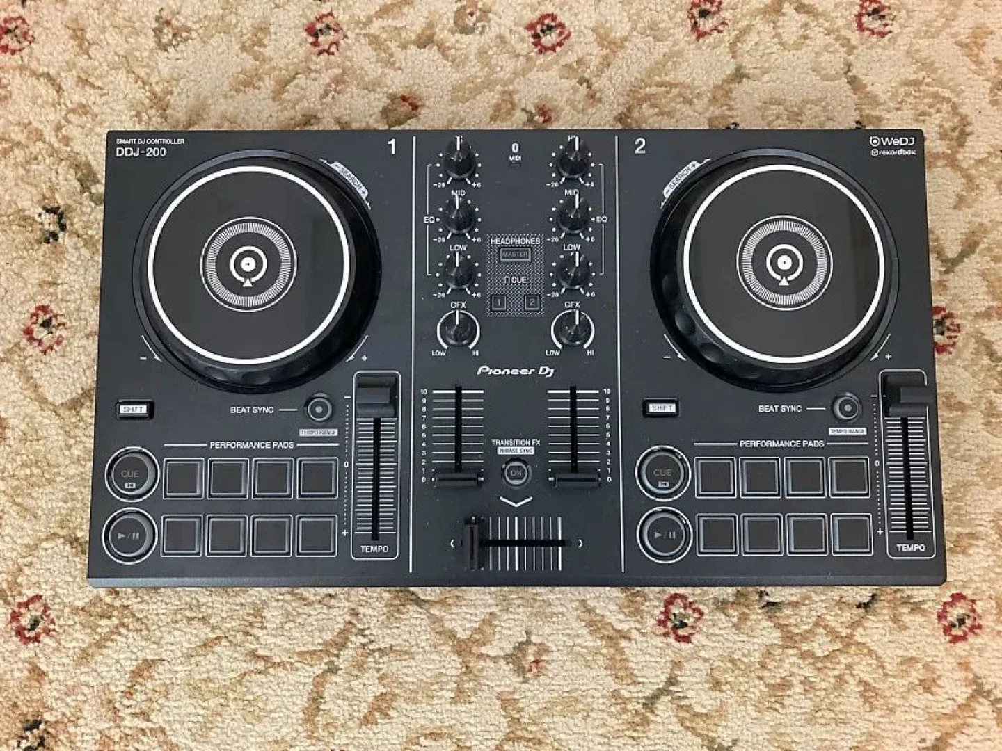 Pioneer DDJ-200 Smart DJ Controller