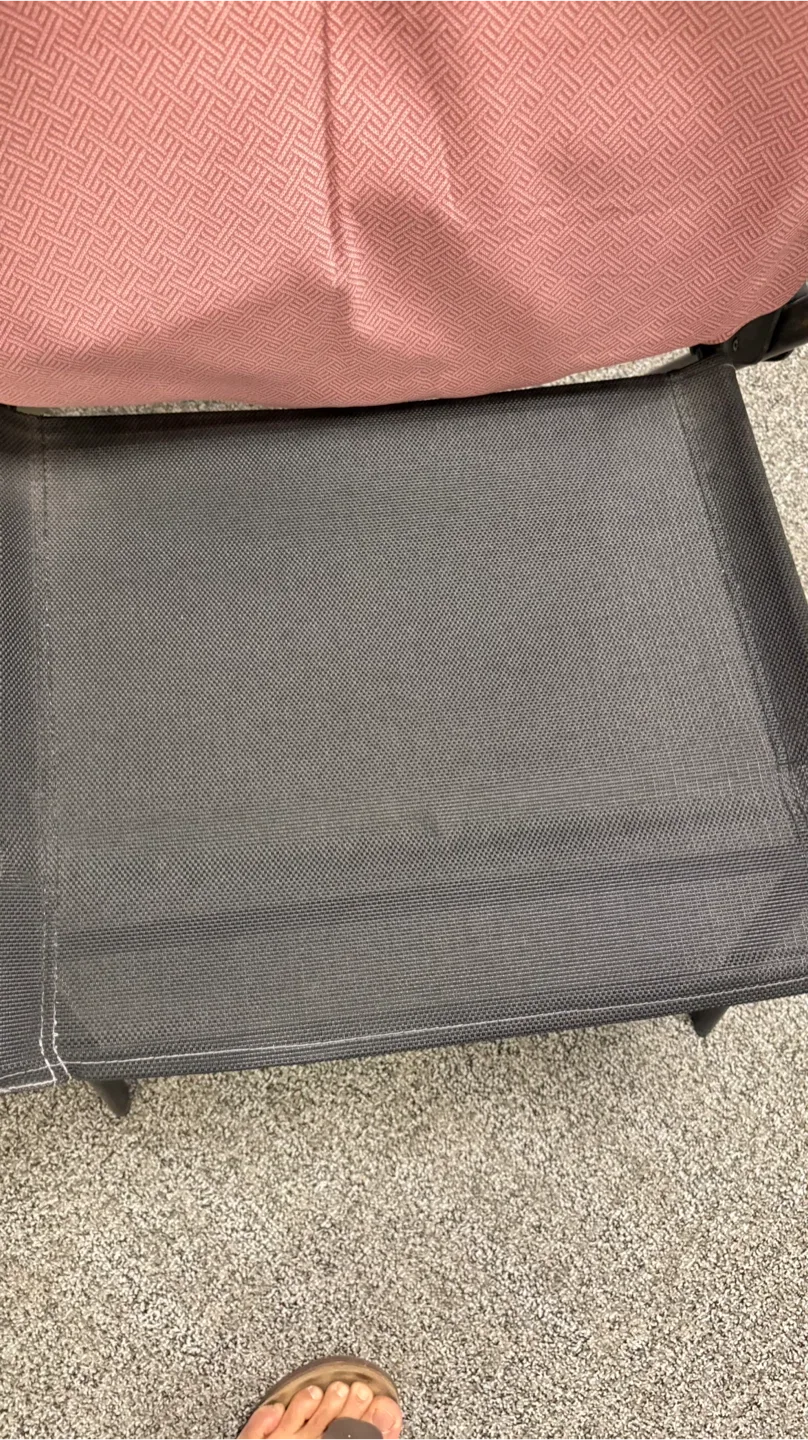 Set of 2 Folding Chairs with Cushions image indicator(4)