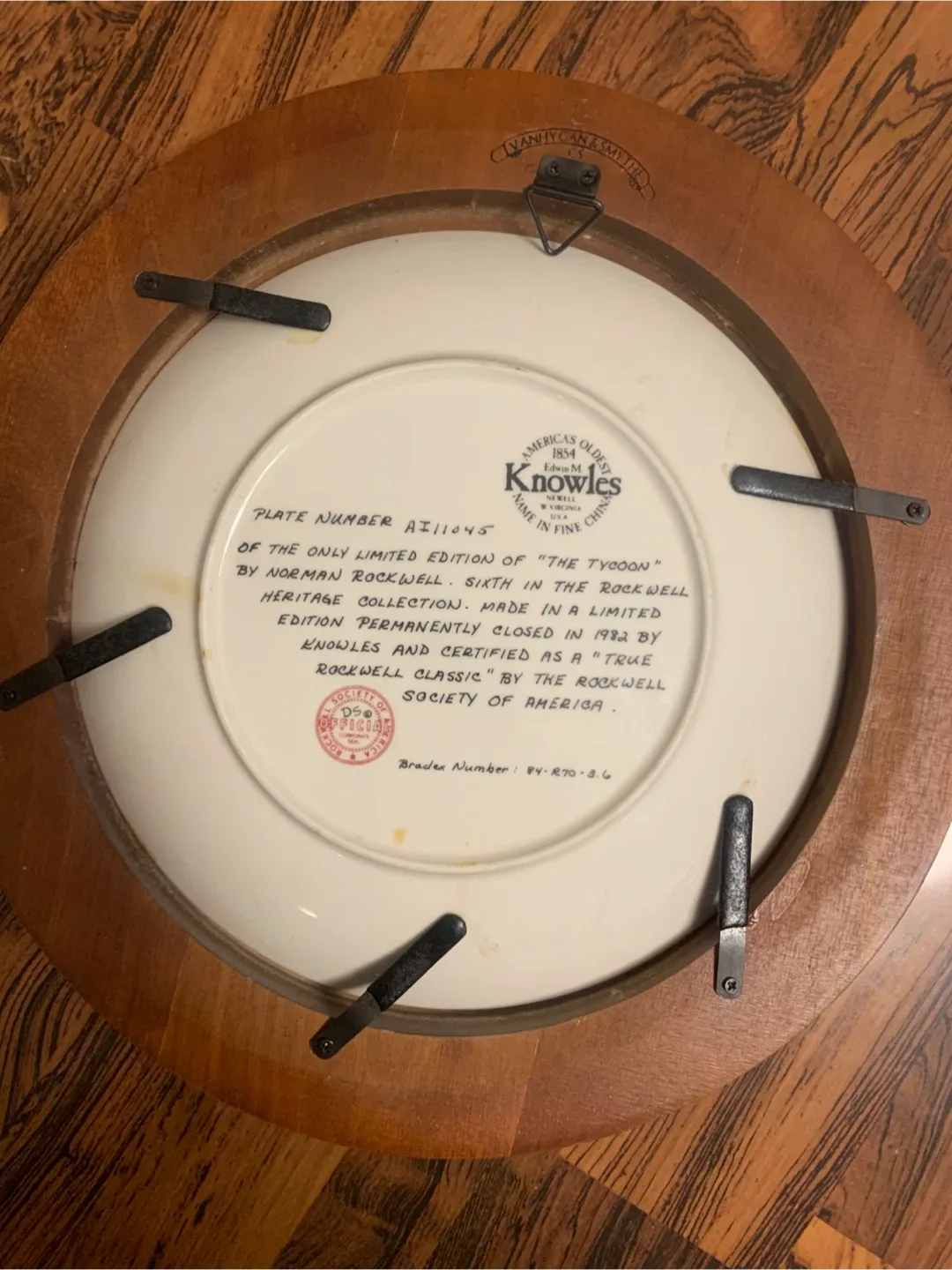 Norman Rockwell "The Tycoon" Knowles Plate image indicator(2)