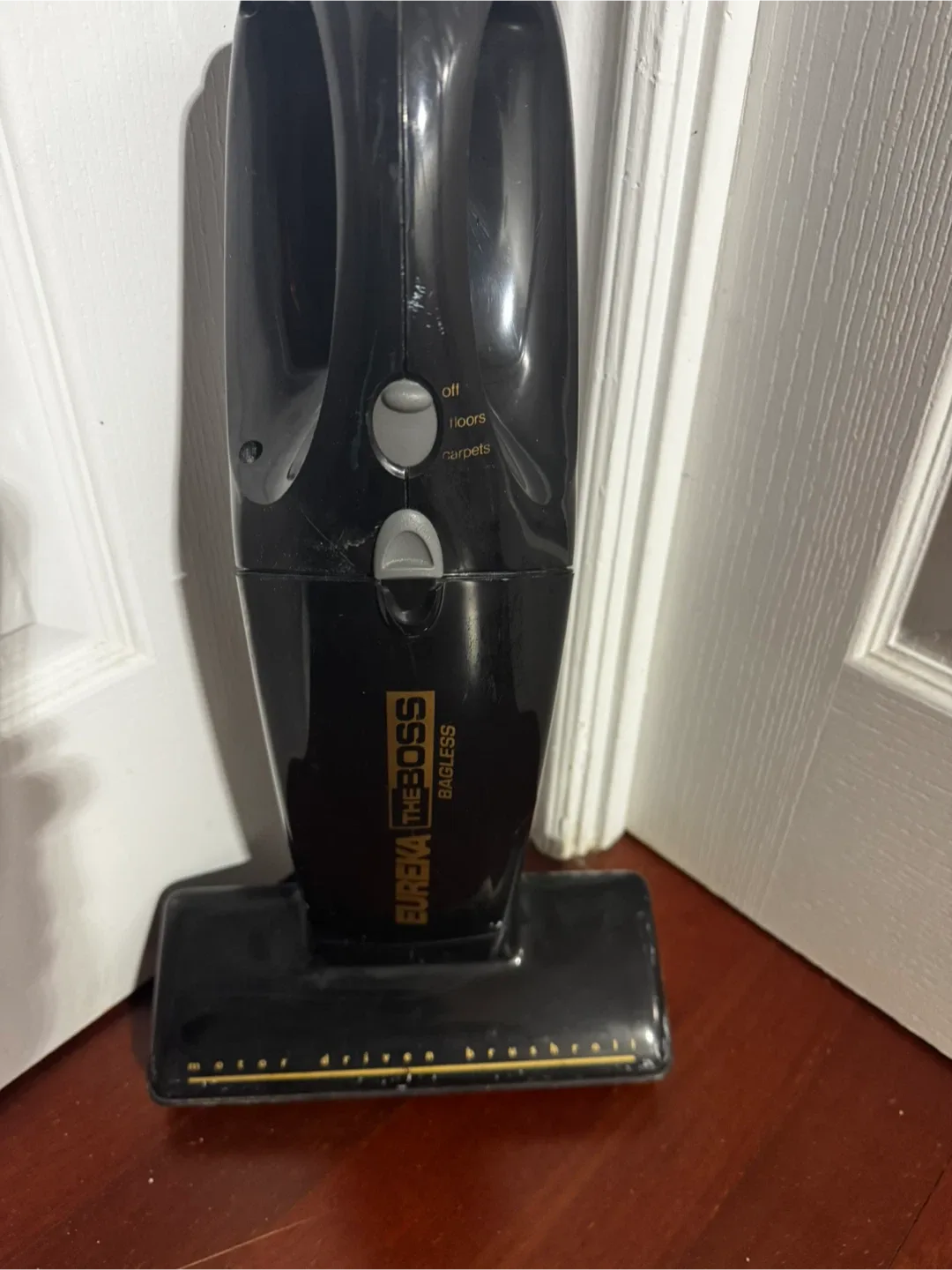 Eureka The Boss Bagless Vacuum