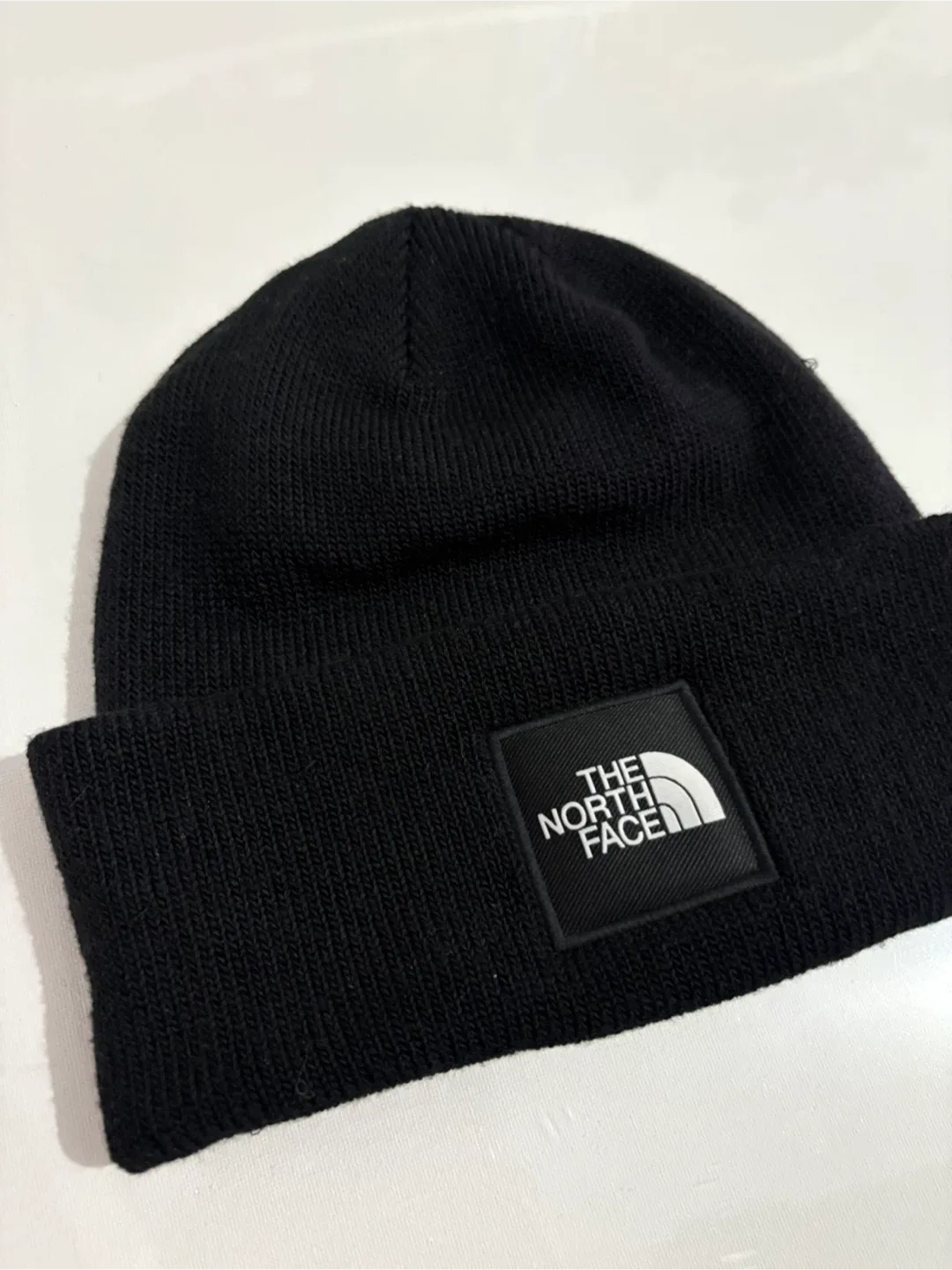 The North Face TNF black beanie toque hat image indicator(2)