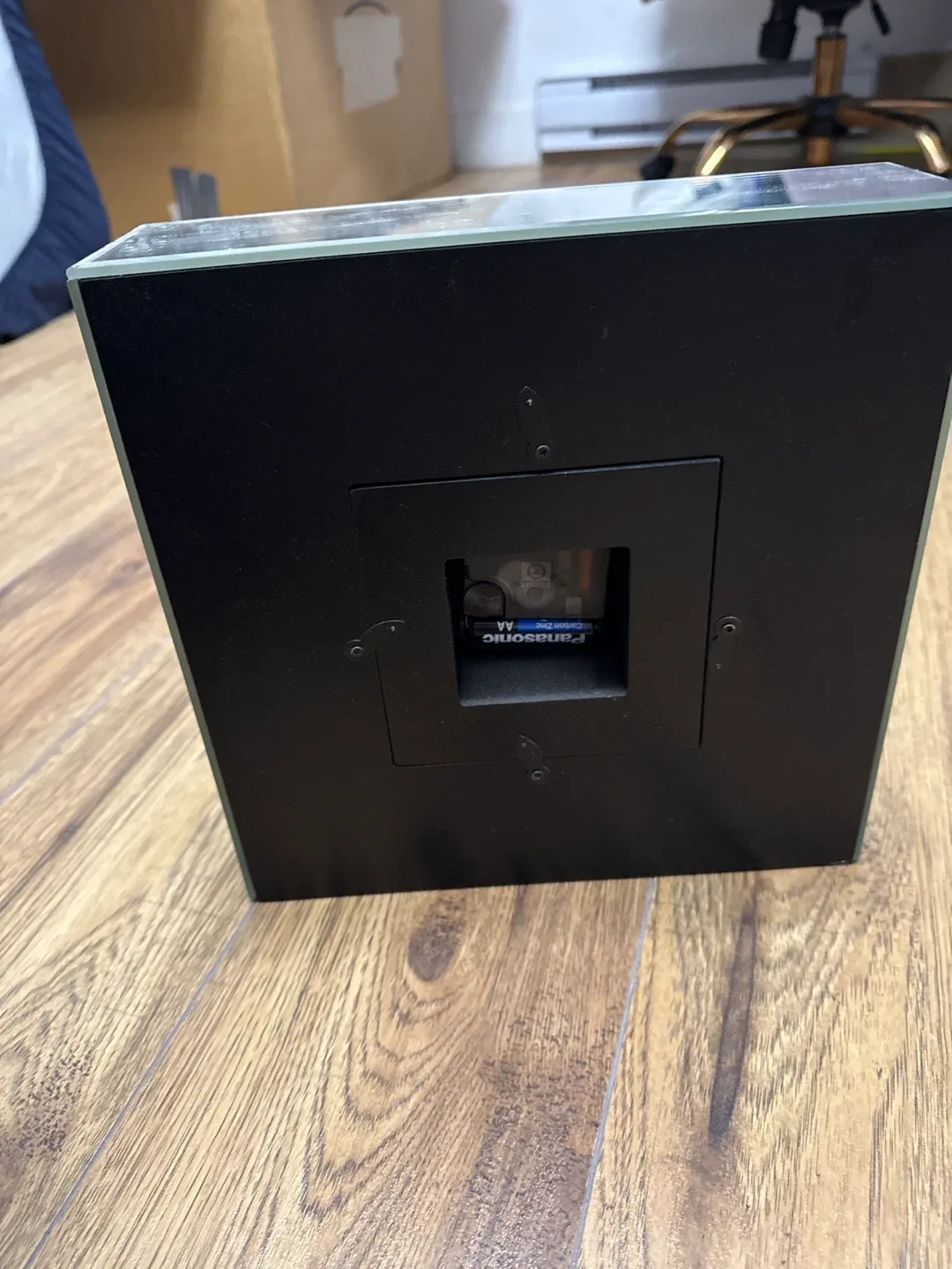 Square Mirrored Table Clock image indicator(2)