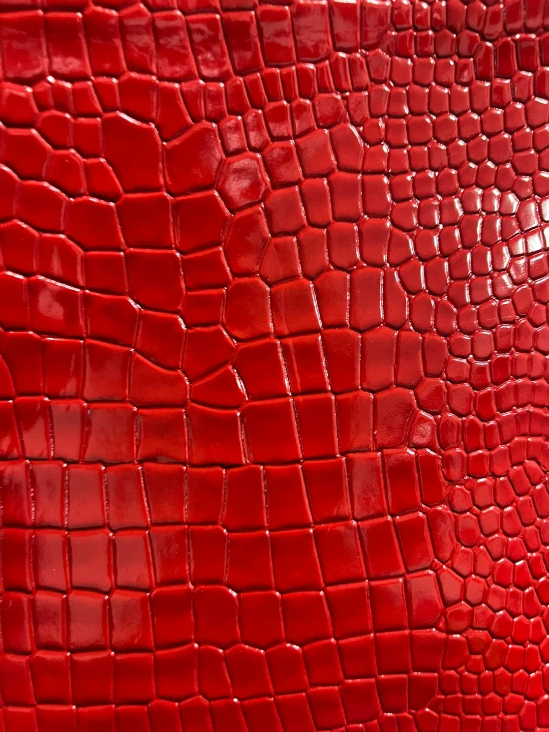 Red Crocodile-Texture Heart-Shaped Bag image indicator(3)