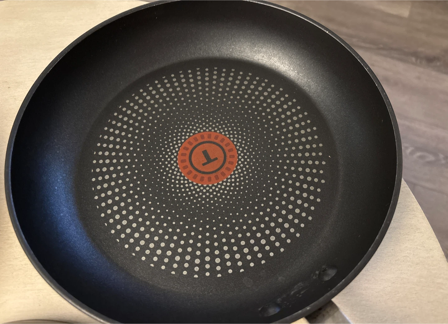 T-fal Frying Pans - Set of 3 - photo 4