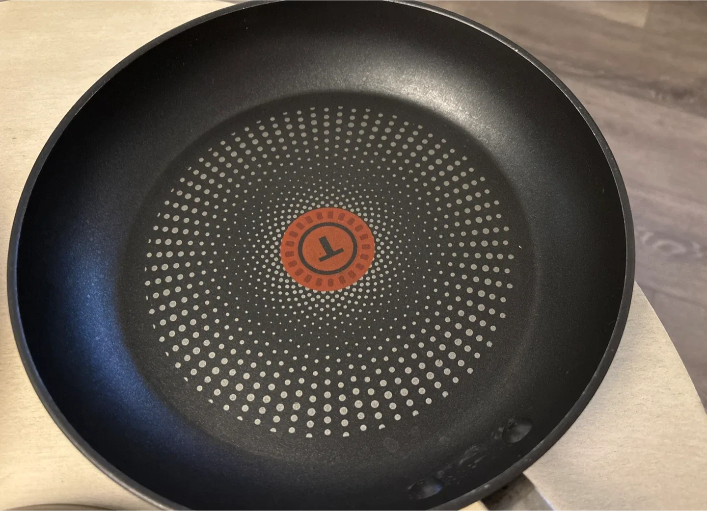 T-fal Frying Pans - Set of 3 image indicator(4)