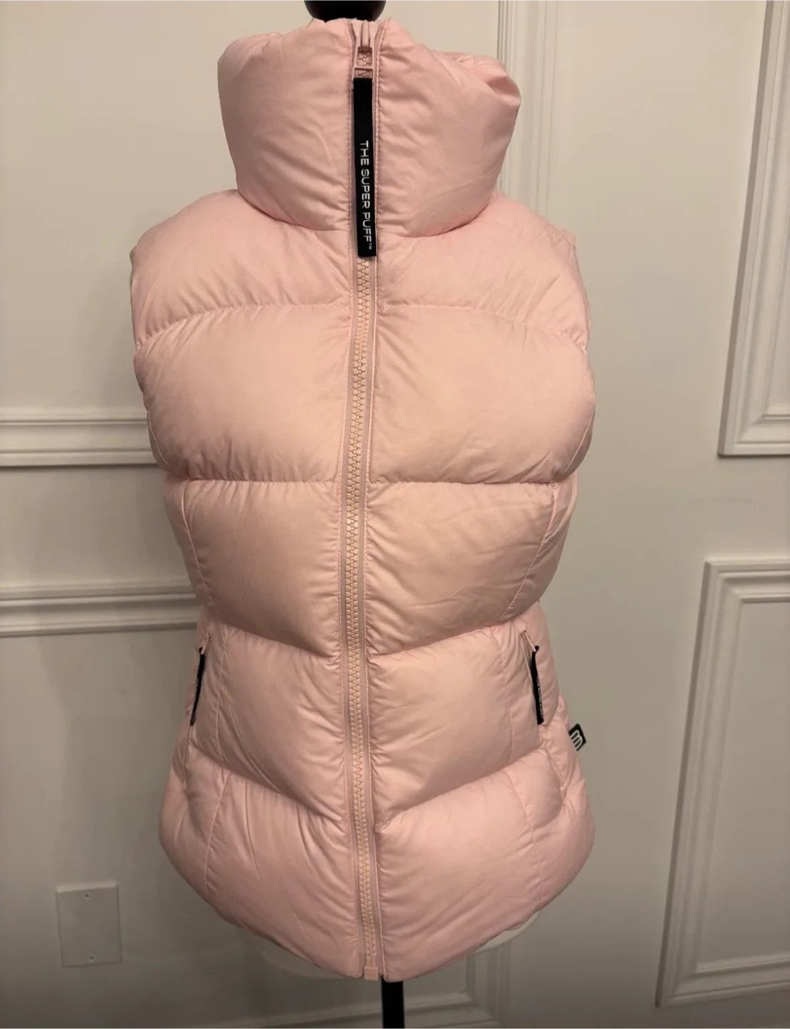 Aritzia Super Snug Vest - Chalk Pink - S