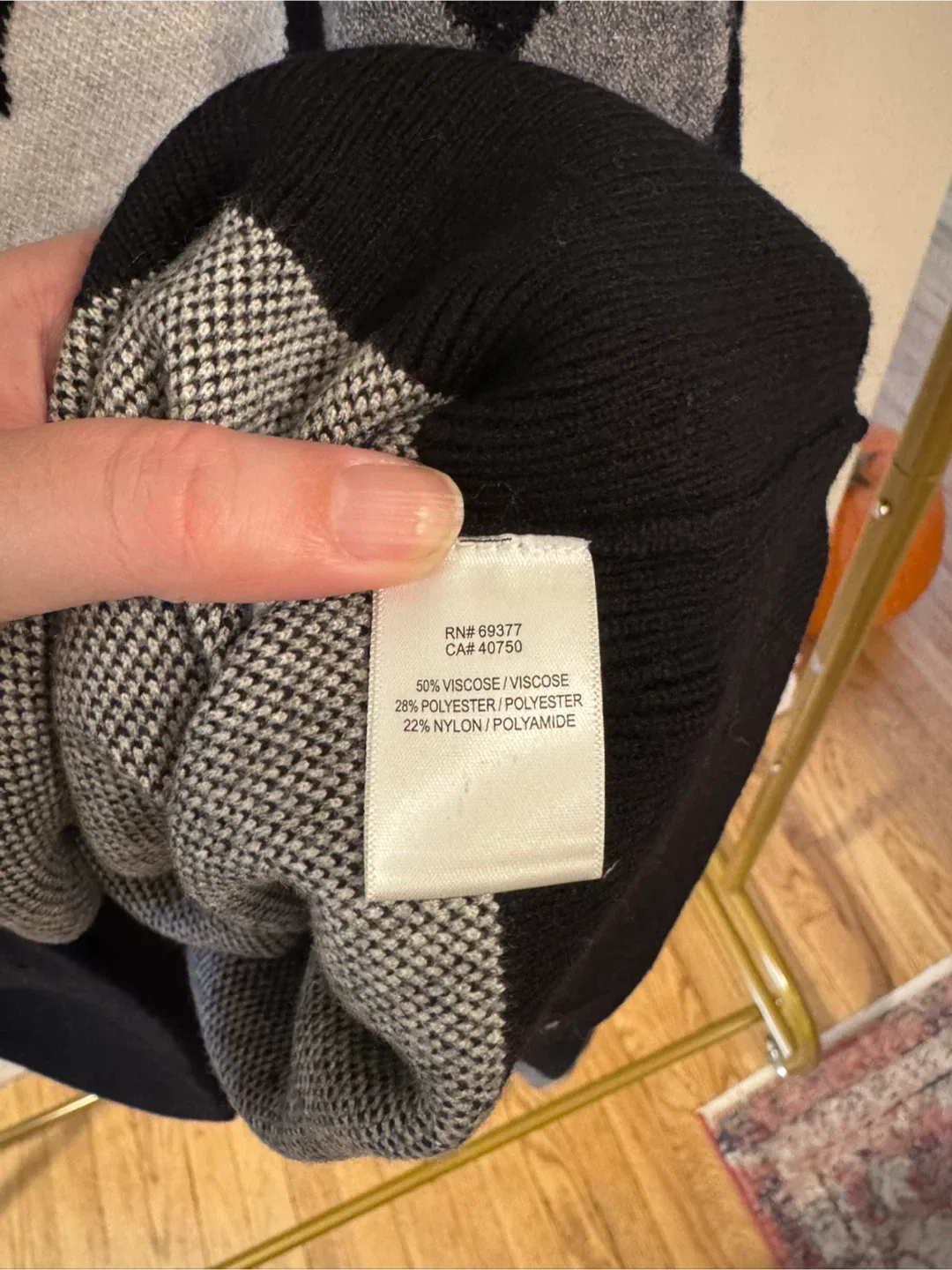 Nouveaux Heart Cardigan Size 1X image indicator(4)