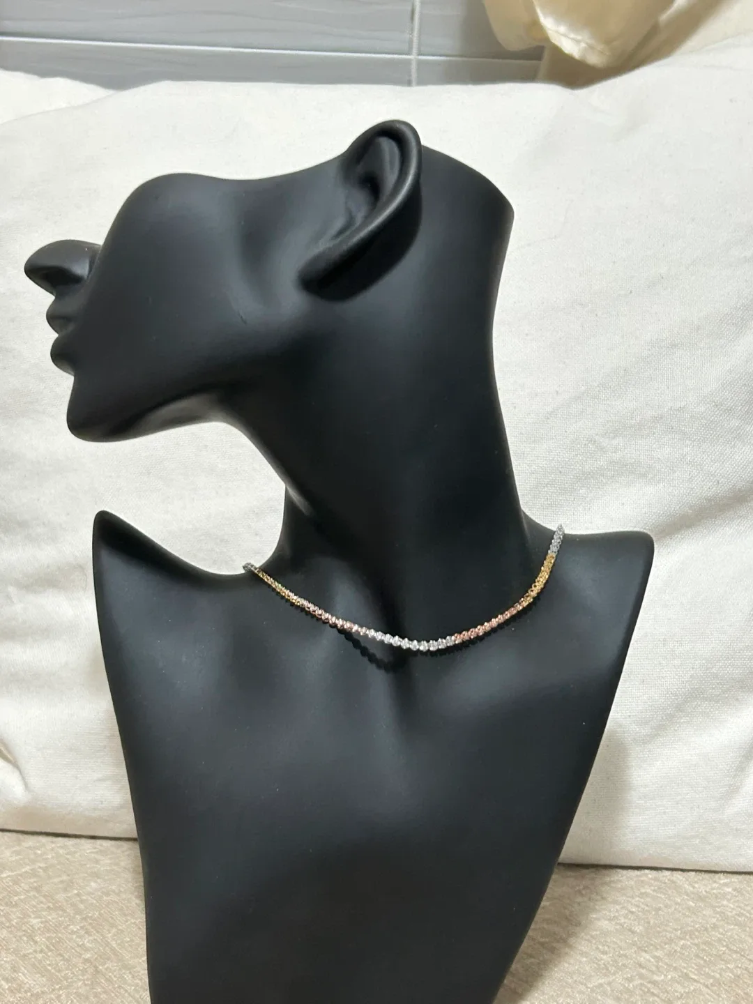 Multi-Colored Gold Necklace image indicator(3)