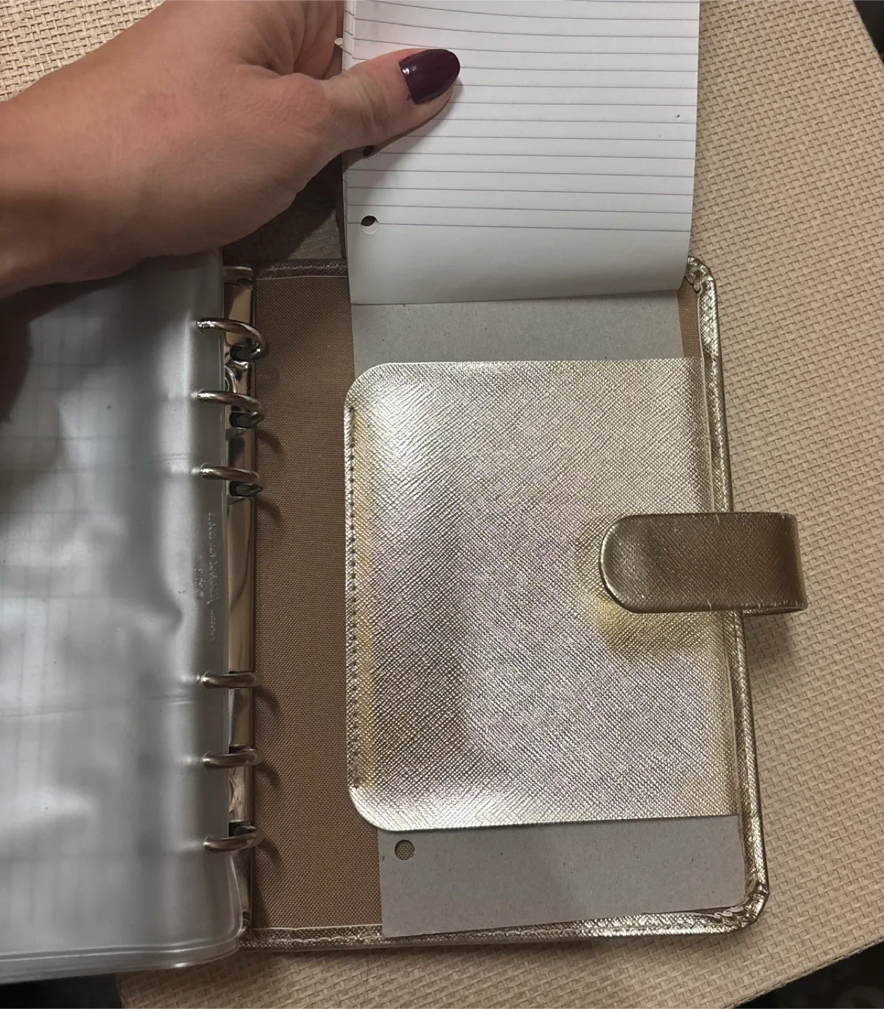 Filofax Saffiano Personal Organizer - Gold image indicator(8)