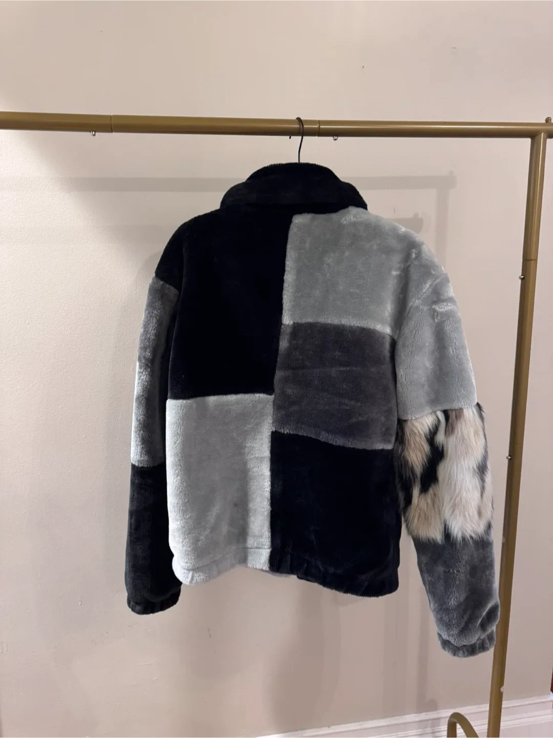 Urban Outfitters Patchwork Faux Fur Jacket - Size S image indicator(3)
