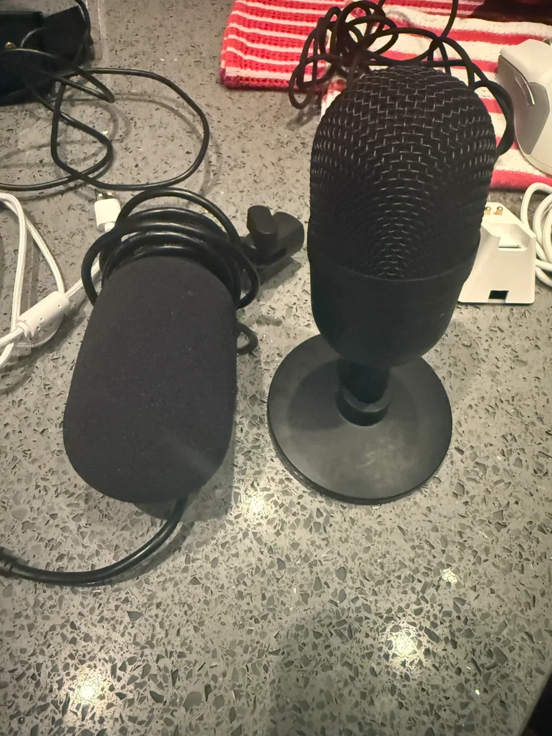 Gaming Headset, 2 mic by rophones and a wedcam for 40