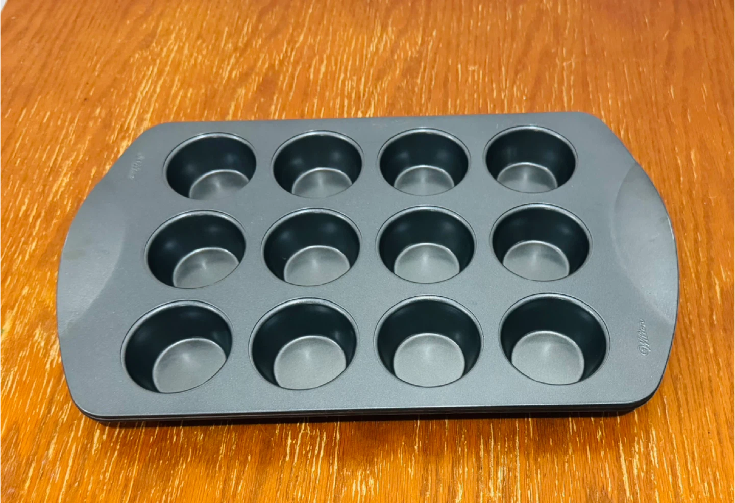 Wilton Muffin Pan - photo 3