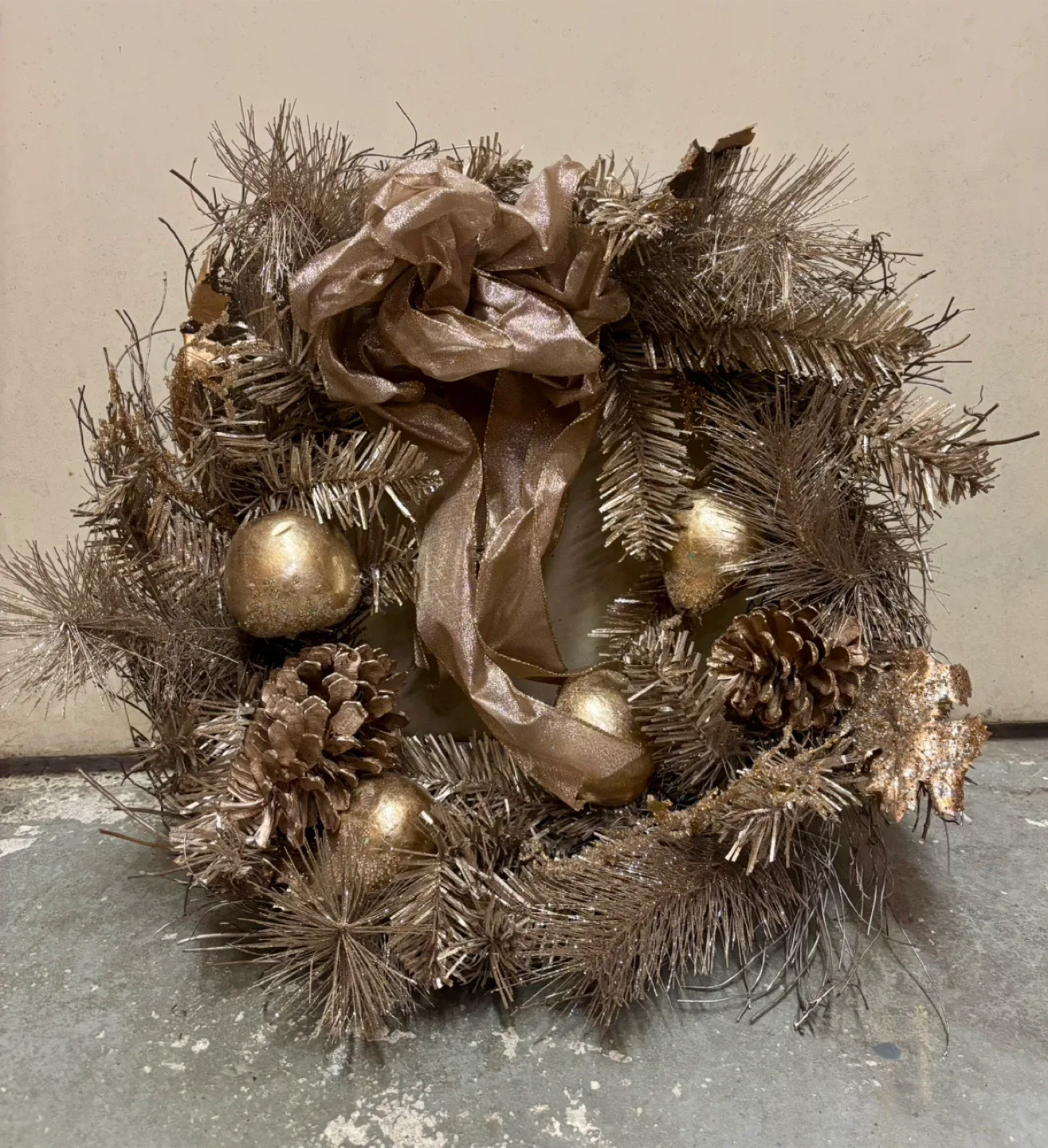 Silver/Gold Metallic Christmas Wreath