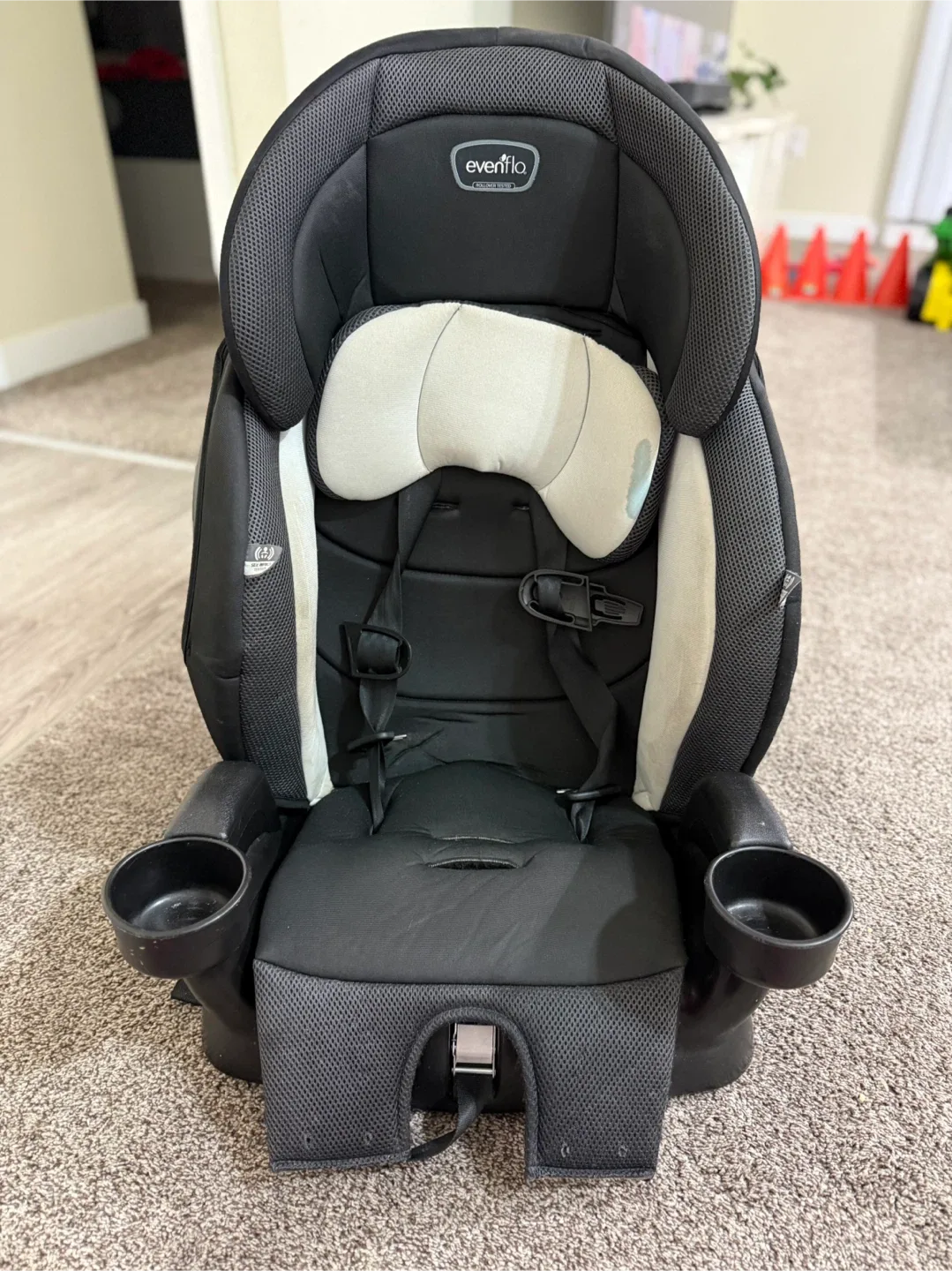 Evenflo Car Seat - Black