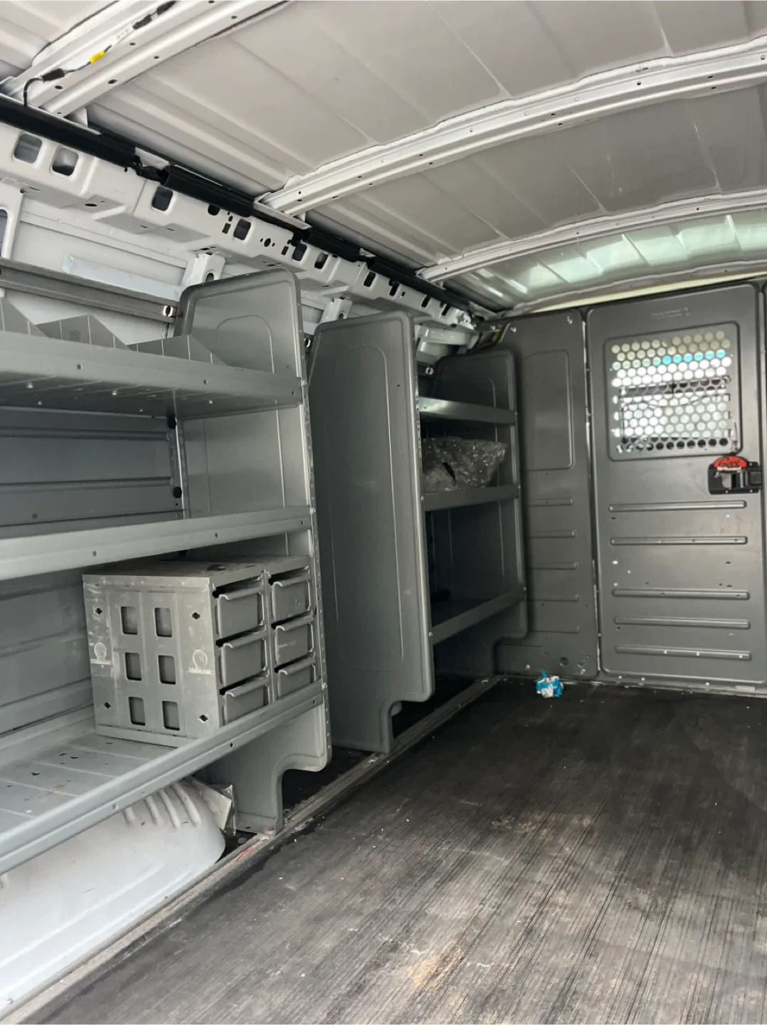 Adrian Steel Van Shelving Unit image indicator(4)