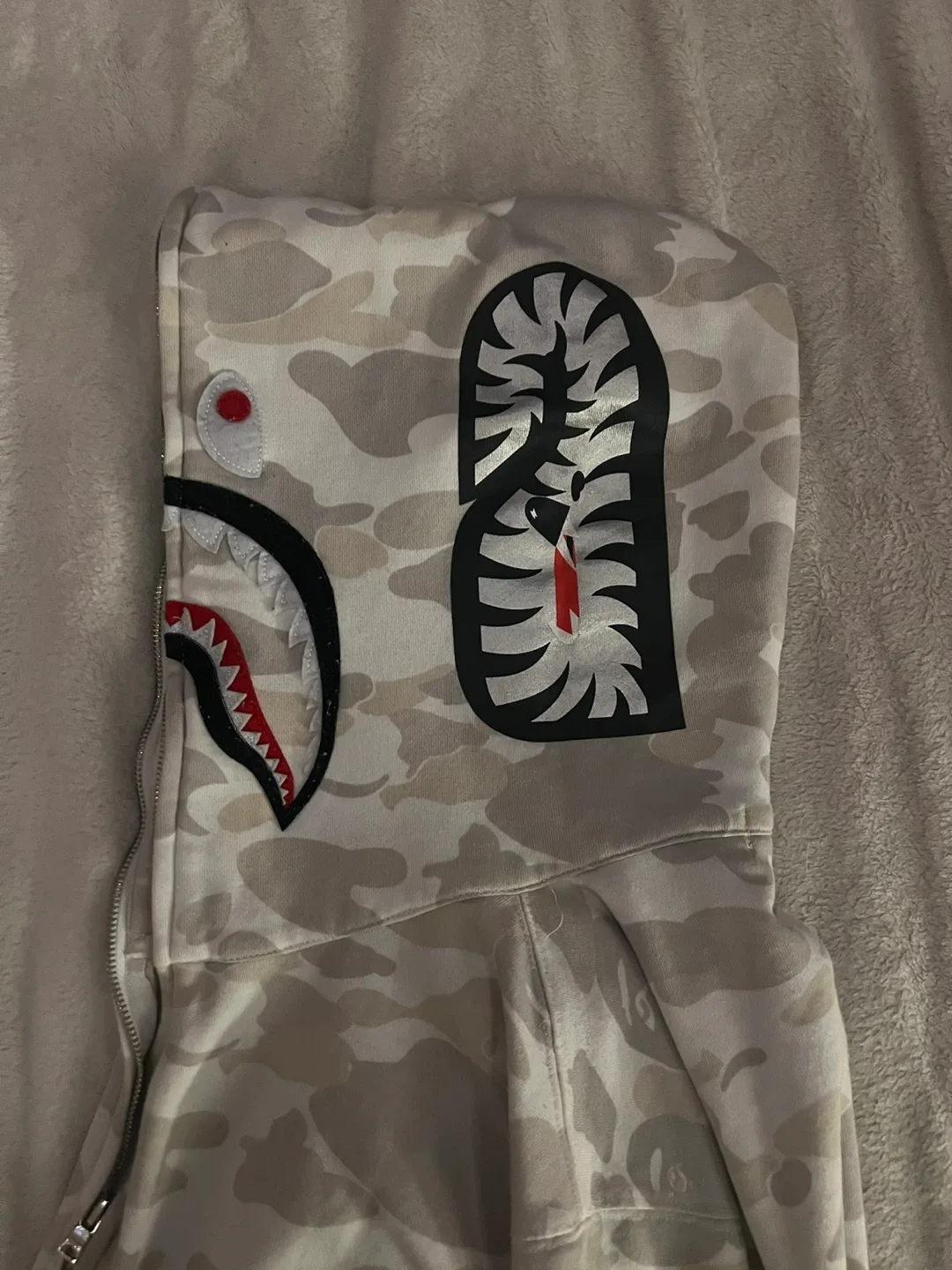 BAPE A Bathing Ape Shark Hoodie - Size M image indicator(3)